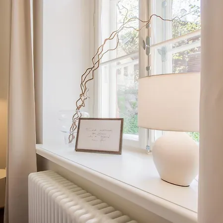 Julius Apartment *